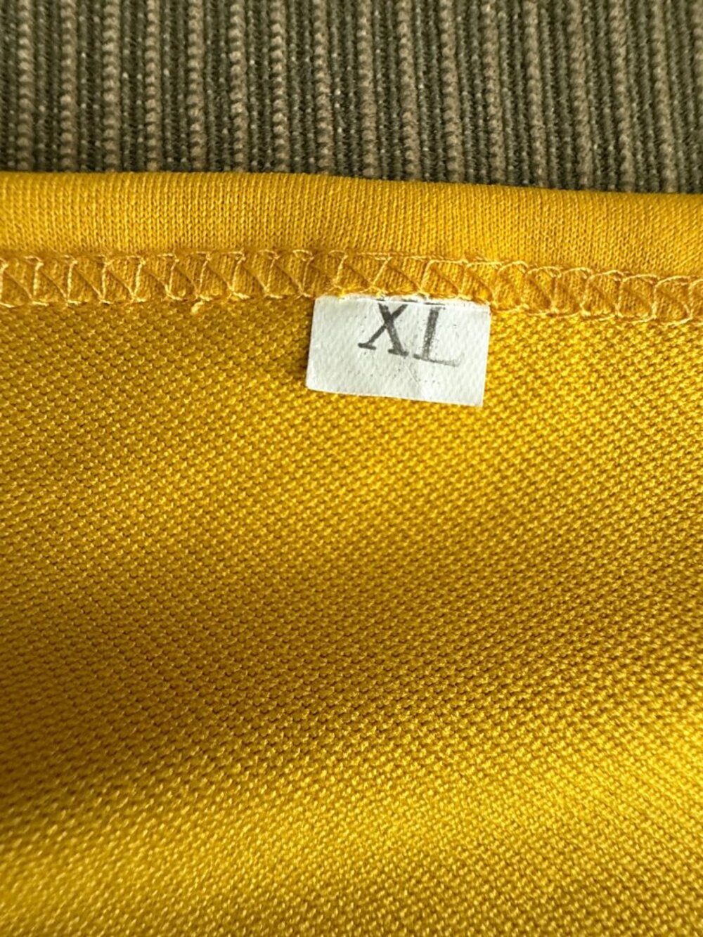 Yellow & Black Colorblock Mens Two-Piece T-Shirt And Shorts Set - XL - Picture 2 of 7
